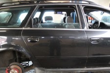 TÜR Hinten Rechts Audi A6 Avant 2.5 TDI 4B Farbe Ebony Schwarz Perl LZ9W Kombi