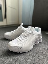 Nike Shox R4 Sneaker  | NEU ohne Schuhkarton | Schneller Versand ⚡ | Weiß 