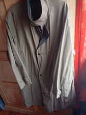 Klassischer Staubmantel Marke