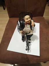 Weinflaschenhalter extravagant mit Resinfigur Bistrochef