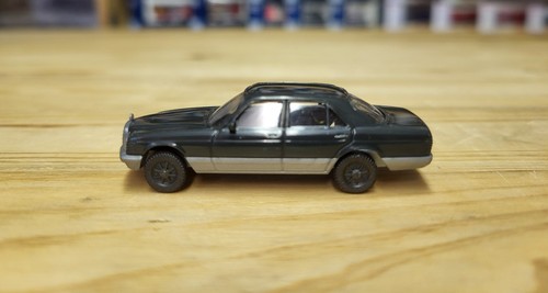 Fleischmann mercedes 500 - 1:87,