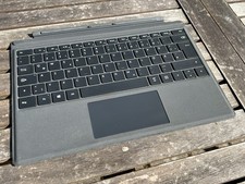 Microsoft Surface 1725 Pro