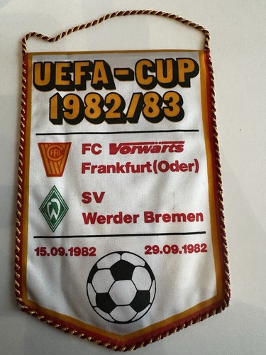 Ddr wimpel uefa - ,
