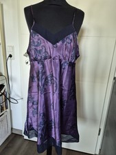 Negligé Lila Gr. 40/42 von Queentex einstellbare Träger - Sexy