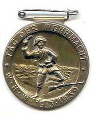 WHW Blechabzeichen Tag der