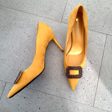 Clubwear   Senfgelbe  Velourlederimitat Pumps in Gr. CN 43 (etwa 41)