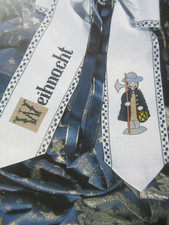 Stickvorlage "Nachtwächter - Schleife Weihnacht" Kreuzstichmotive Studio Gebert