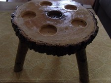 kleiner Holzhocker rund