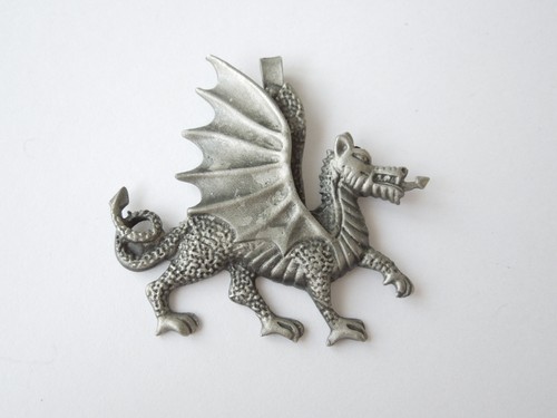 Vintage anhänger drache zinn - anhänger,