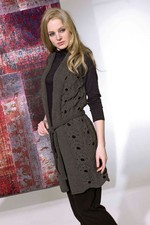 Lang Yarns YAK Strickanleitung Weste als download FAM 183