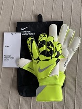 Nike Vapor Grip 3 Gr. 10 Torwarthandschuhe