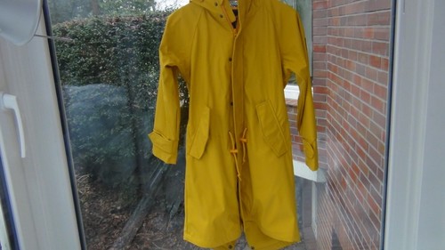 Derbe damen regen - derbe,