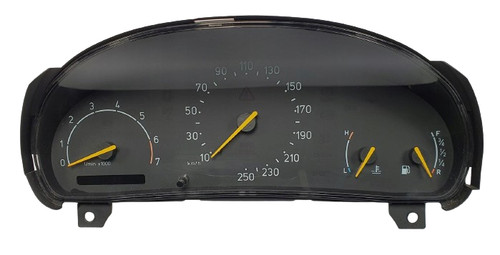 Saab 900 instrument cluster - 900,