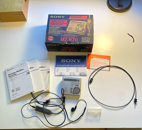 Sony walkman r70 - sony, silver