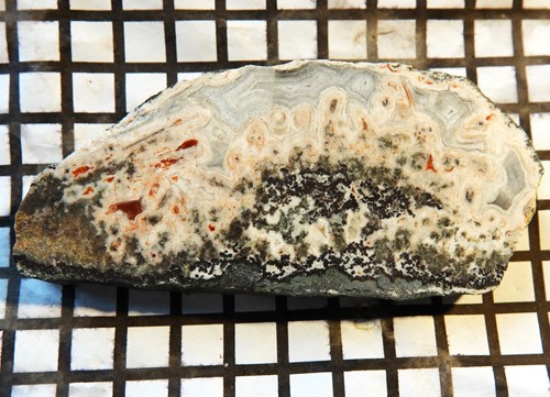 Pseudomorphosen-Achatscheibe