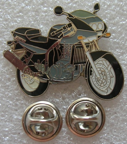 Pin badge muz scorpion gdr - muz,