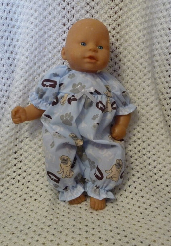 Baby dolls clothes - , hand