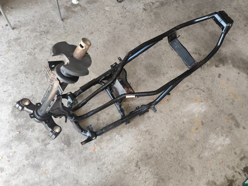 Aprilia leonardo 125 rahmen - aprilia,