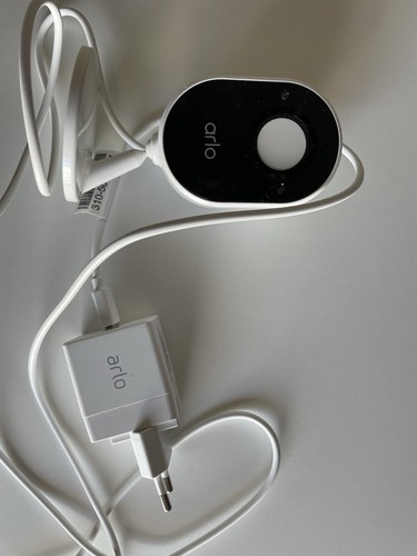 Arlo essential indoor - 2k,