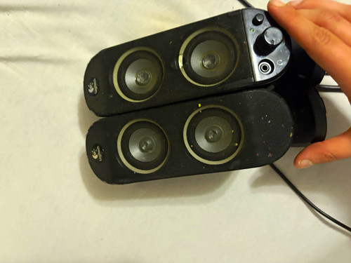 Logitech 0 - logitech, 2.0