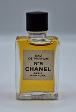 CHANEL No. 5 Eau de Toilette