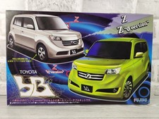 Fujimi 1/24 Toyota bB Z "Q