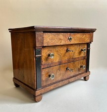 Originale Modellkommode