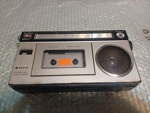 Sanyo m1700f mini boombox - m1700f,