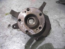 8200320889 achsschenkel vorne