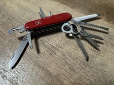 Victorinox Champion