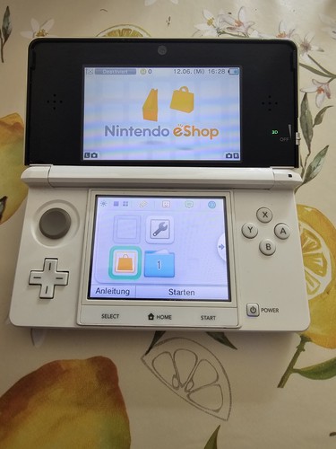 Nintendo 3ds handheld - nintendo,