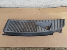 Opel Kadett E Windabweiser Stirnwand Abdeckung unter Windschutzscheibe links