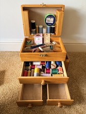 Vintage Nähkasten und