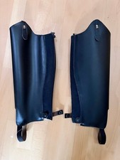 Kavalkade Kavaletten, Chaps in