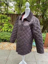 BARBOUR-KURZMANTEL - FARBE  BRAUN mit  orangefarbenen FUTTER - Grösse M