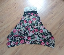 MADE IN ITALY Trägerloses Kleid Gr.S Bustier Spitze hell Blumenmuster Zipfelrock