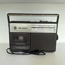 Grundig RR 120 / hgs Electronic RR 3050 Radiorecorder Kassettenrekorder