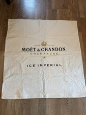 kissenbezug von MOËT &