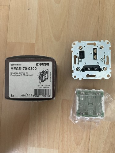 Merten system universal - merten, m