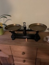 Alte Waage Plus Gewichte