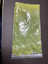 Laub  Größen gemischt  hellgrünl ca.150g ml  ( 2)