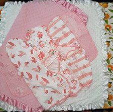 Classic All-in-One Stoffwindel, mit einer Wickelunterlage und 2 Babydecken