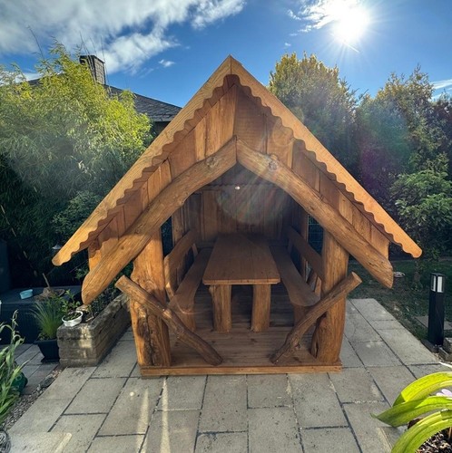 Holzpavillon überdachte - -,