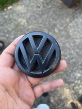 & Original VW Zeichen Emblem hinten Golf 2 Jetta II ab 88 schwarz 191853601J