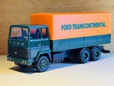 1:87 H0 herpa 805290, Ford Transcontinental Pritschen-LKW, grün / orange