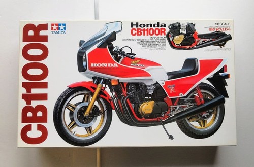 Tamiya honda cb1100r - 1/6,
