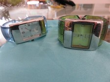 2 Armbanduhren Damen