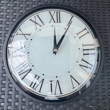 Wanduhr Römische Zahlen