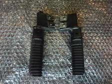 Derbi Vamos 50 Fußrasten hinten beide komplett