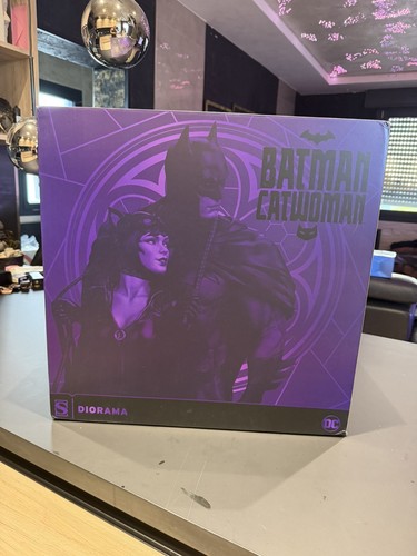 Batman catwoman diorama - diorama, statue